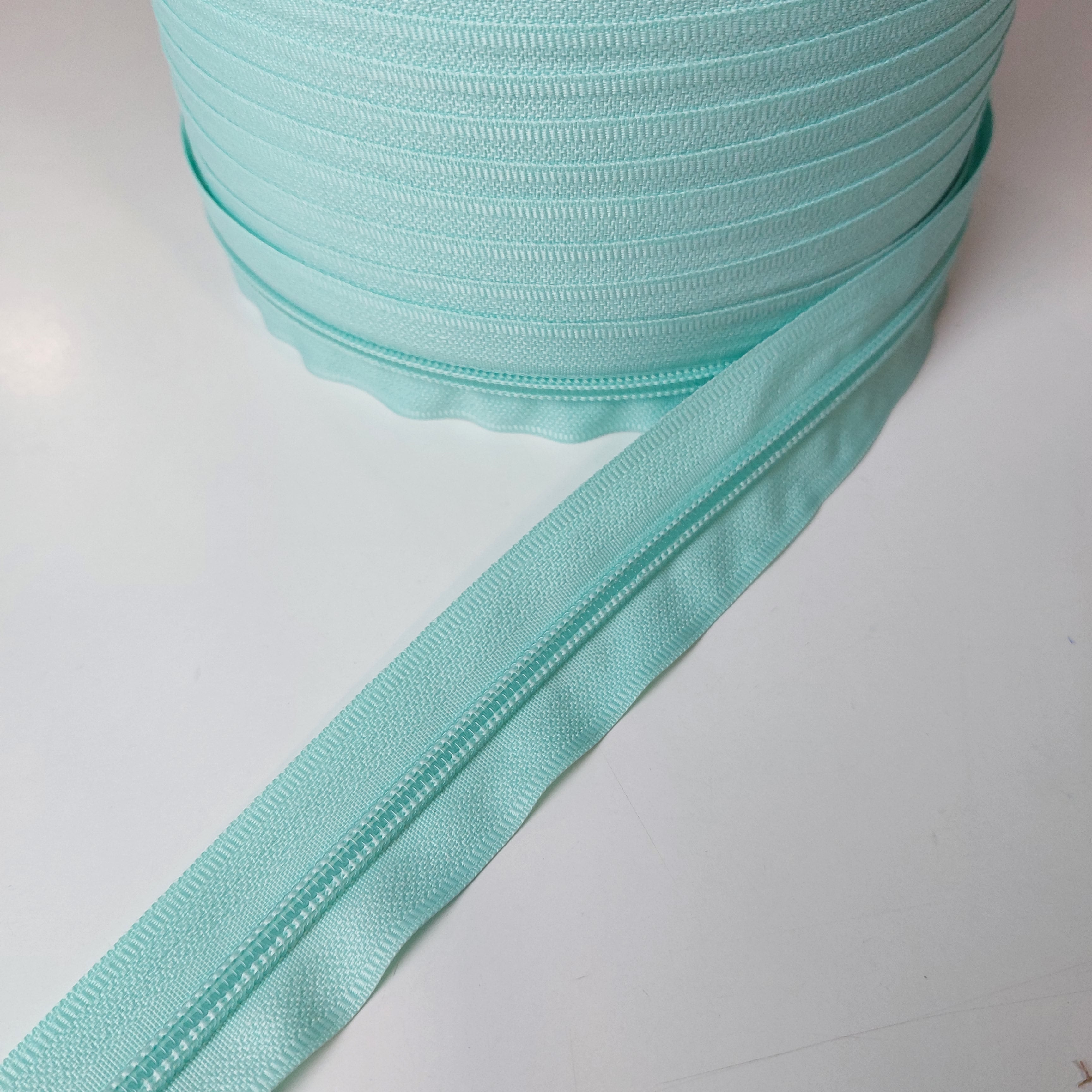 Cremallera continua VERDE MINT  SIN CARRO para Carro N°5