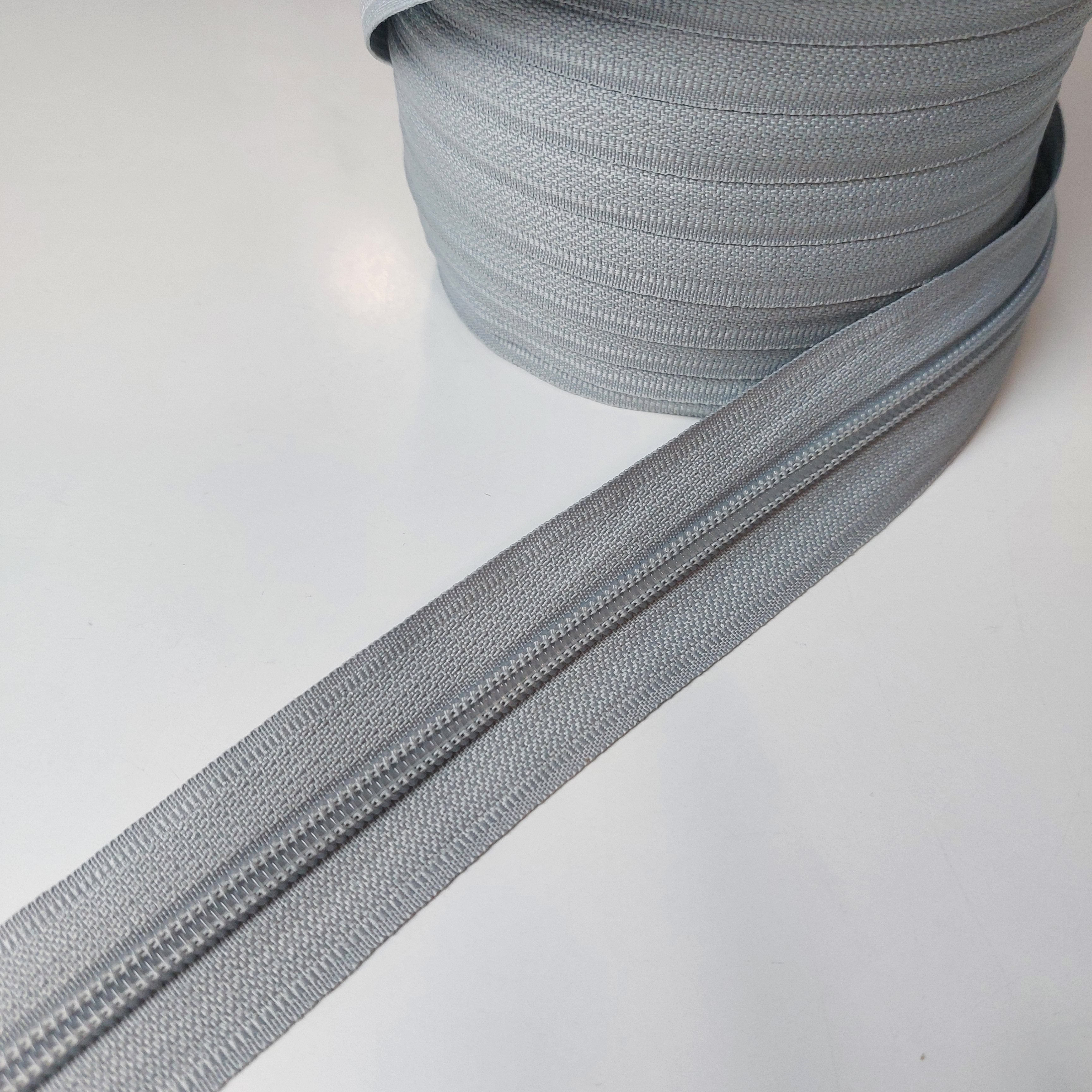 Cremallera continua GRIS SIN CARRO para Carro N°5