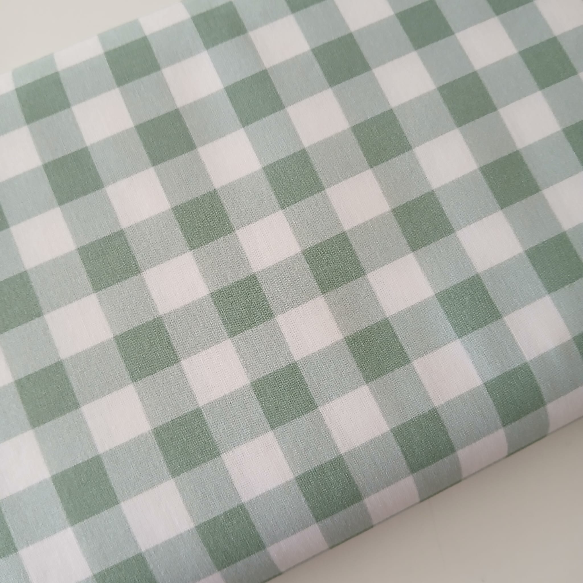 Tejido algodón Vichy 1,5 cms VERDE PASTEL 100% Algodón orgánico