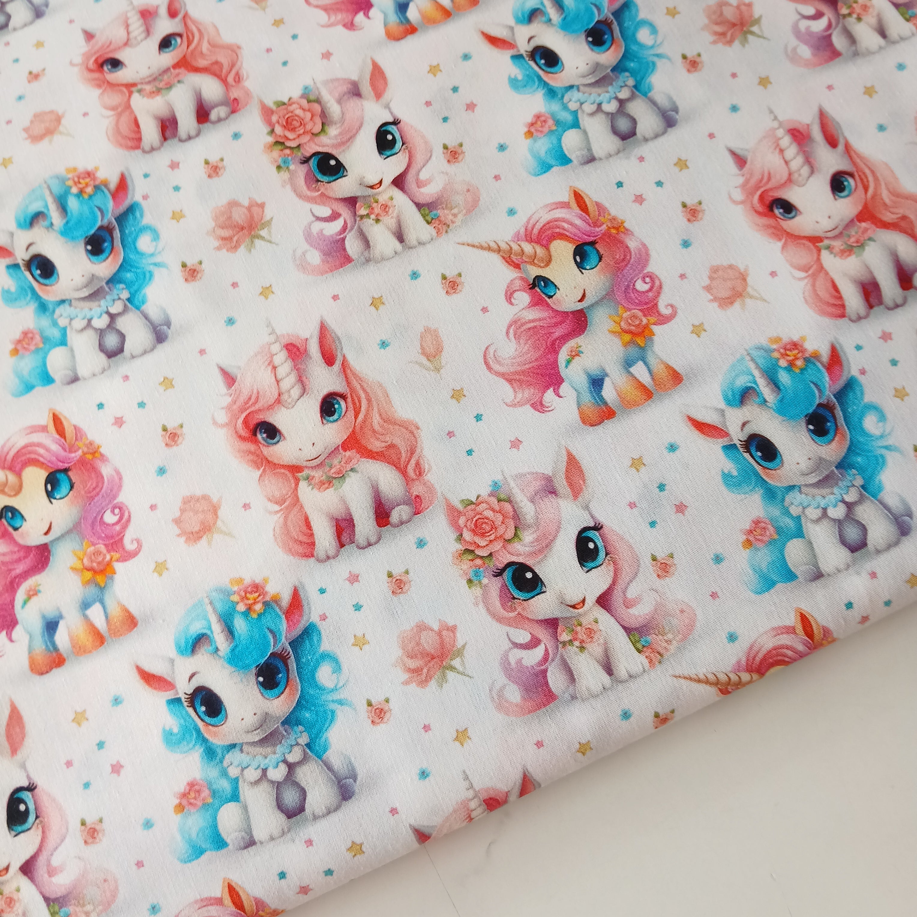 tela infantil unicornios